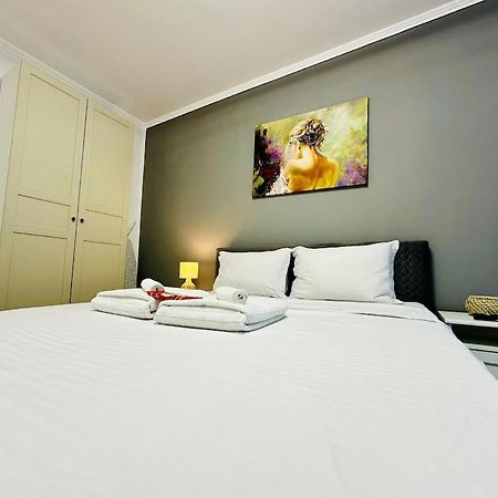 Zen Central Studio Bucharest Luaran gambar